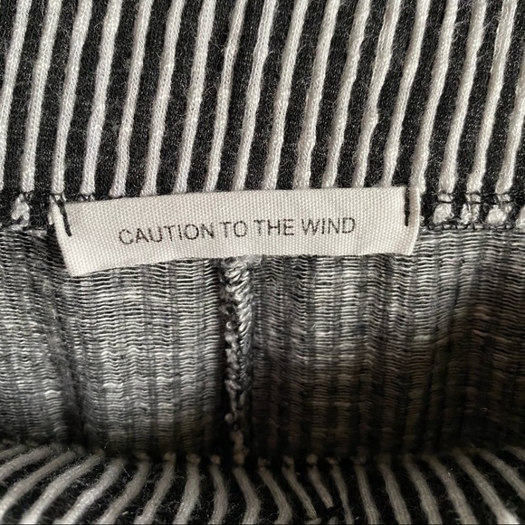 caution to the wind striped pants - Picture 3 of 3